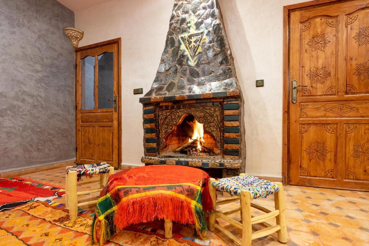 Riad Imnane Lodge Tamgaist Екстериор снимка